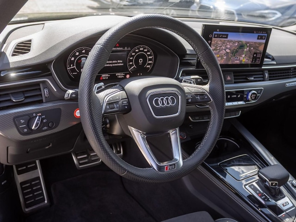 Audi RS4