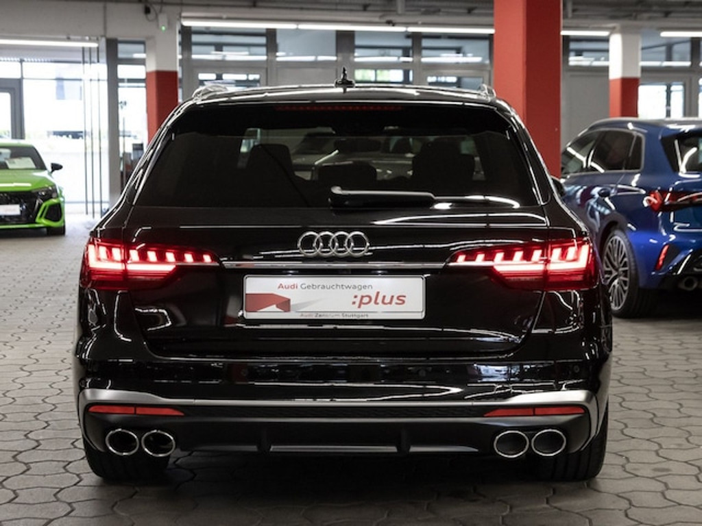Audi S4