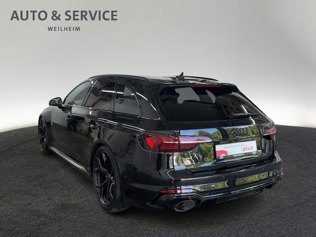 Audi RS4