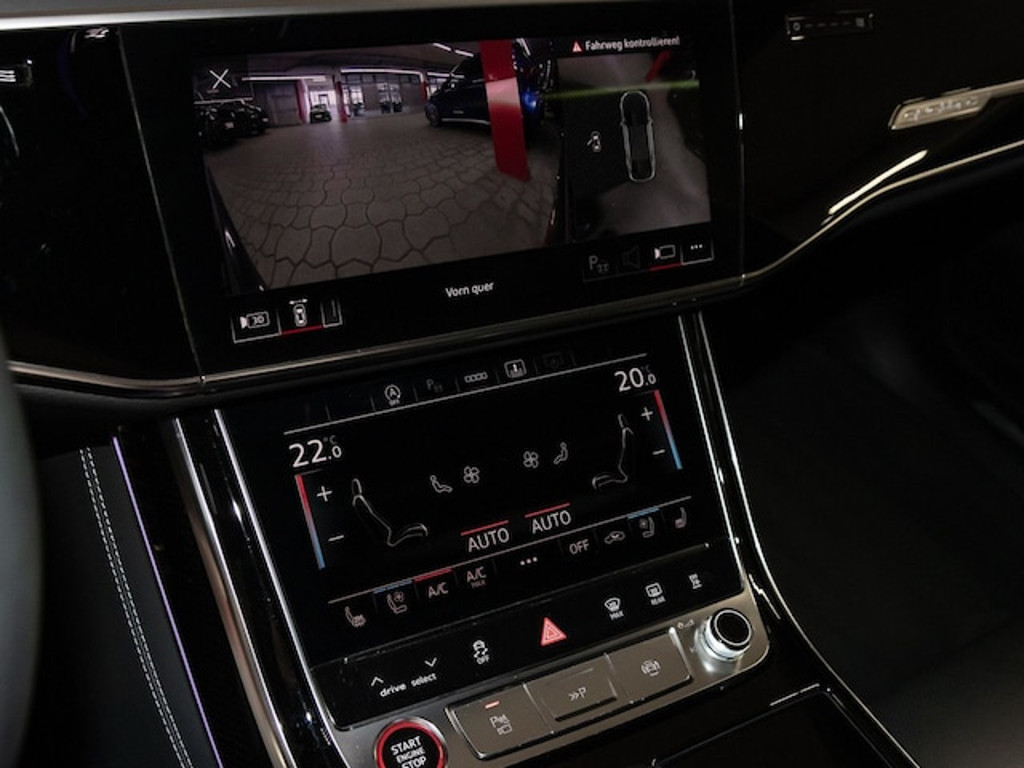 Audi S8