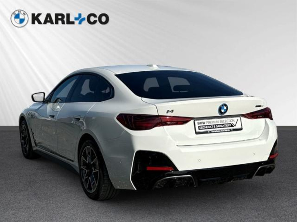 BMW i4