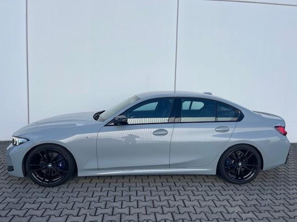 BMW M340 xDrive Sedan