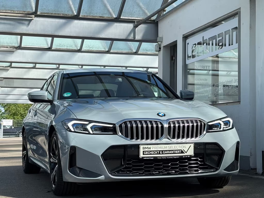 BMW 3 Serie 318 M-Sport Sedan 318d