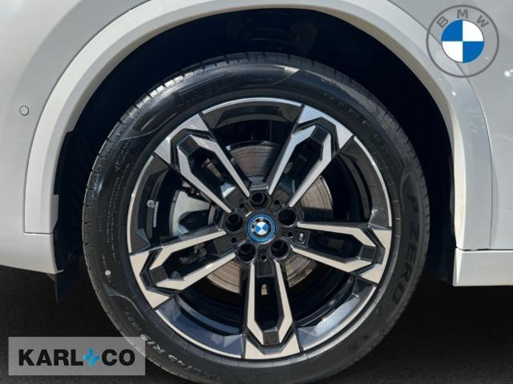 BMW iX2