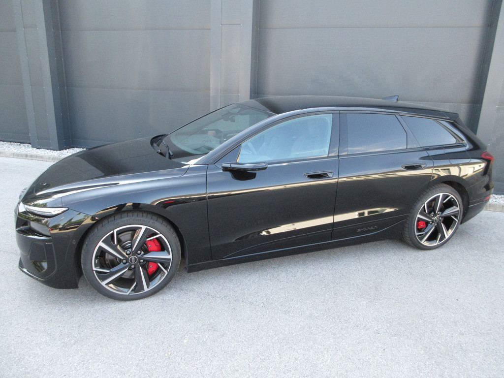 Audi S6 e-tron