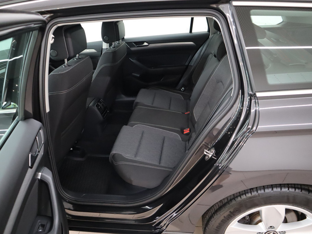 Volkswagen Passat 4Motion Business DSG Variant