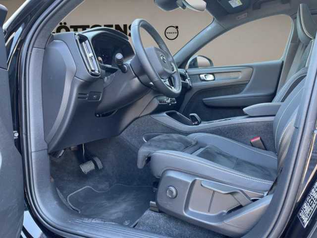 Volvo C40