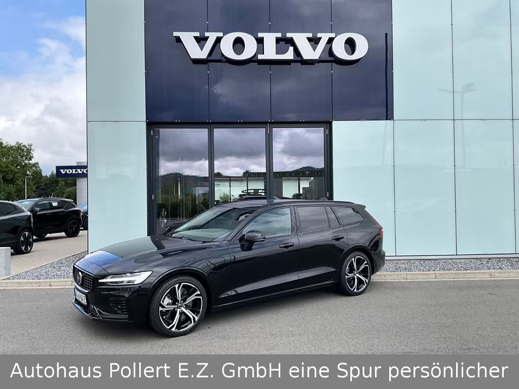 Volvo V60 AWD Hybrid Recharge Plus Dark