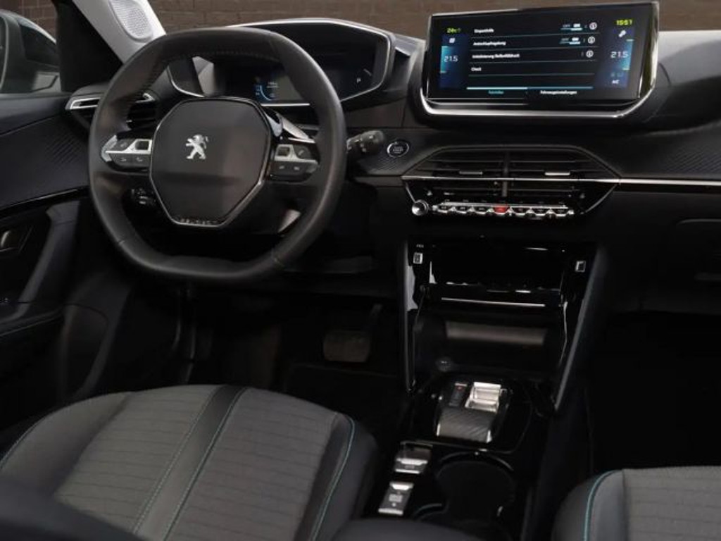 Peugeot e-2008