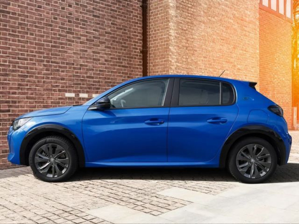 Peugeot e-208