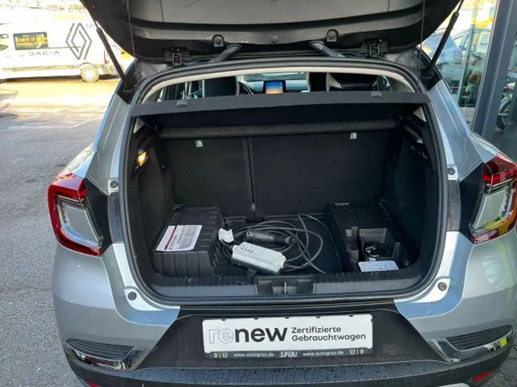 Renault Captur Intens E-Tech Hybrid