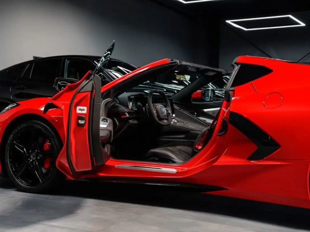 Corvette C8