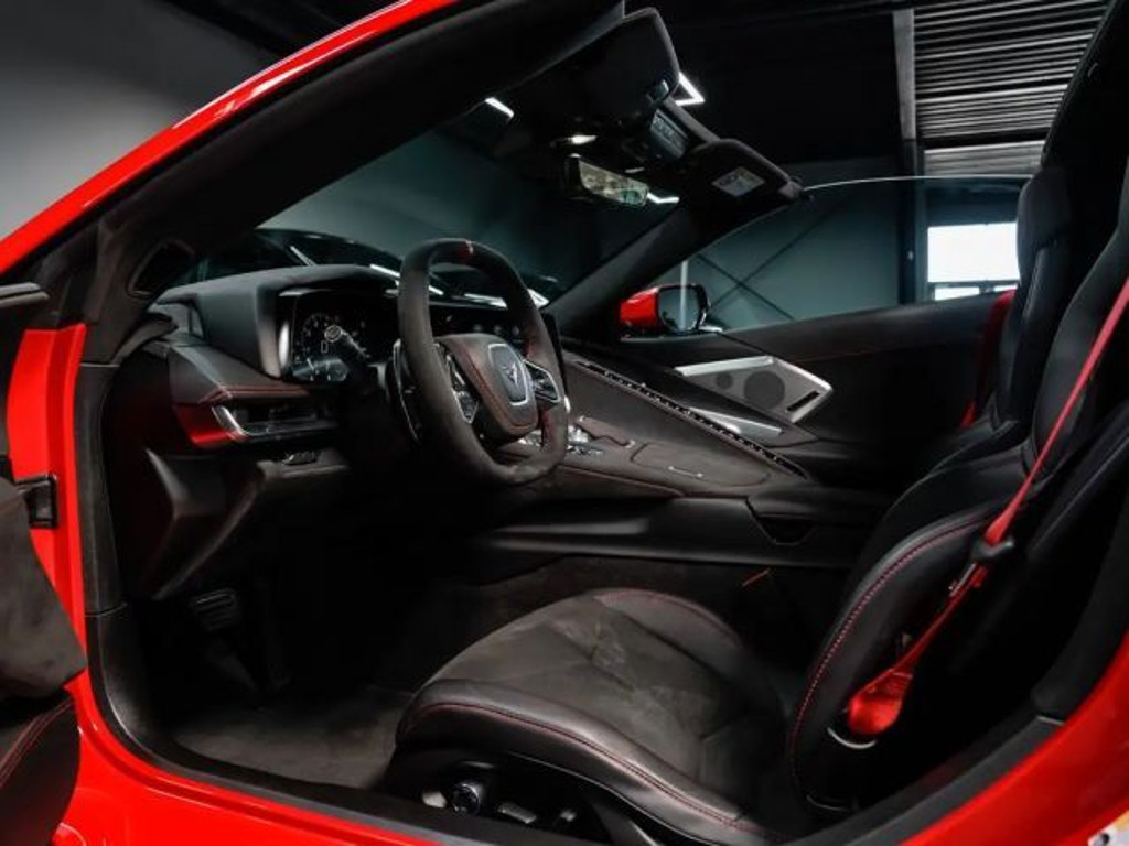Corvette C8