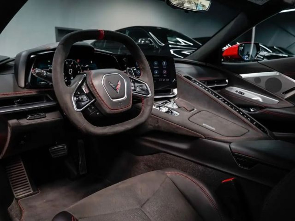 Corvette C8