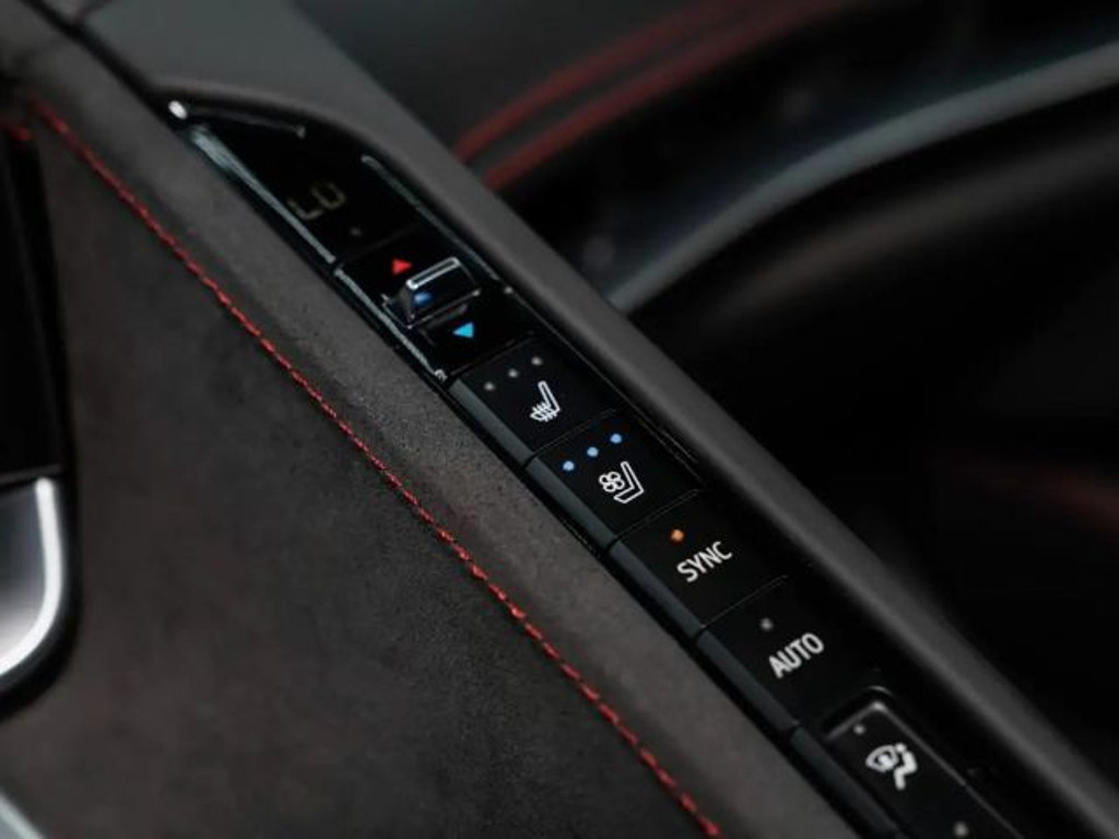 Corvette C8
