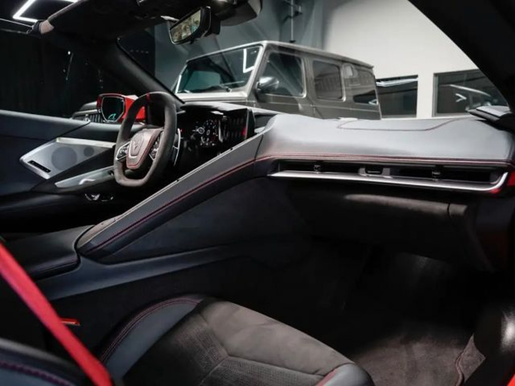 Corvette C8