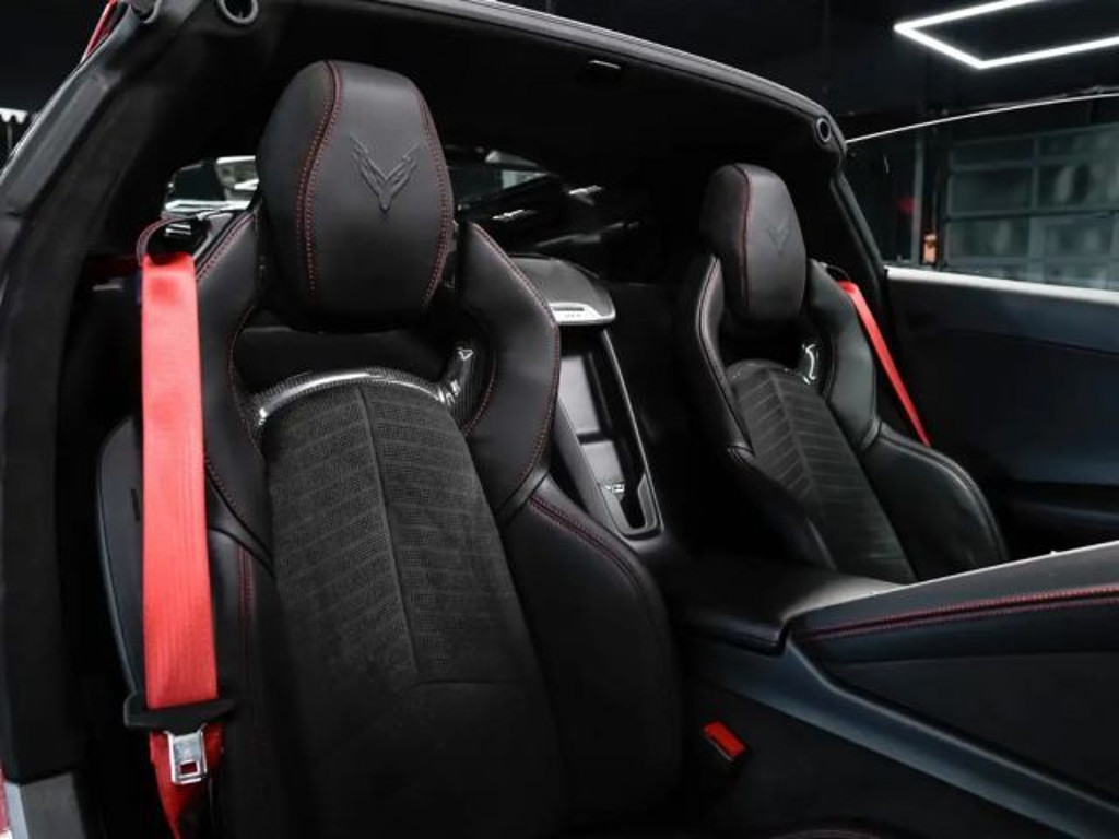 Corvette C8