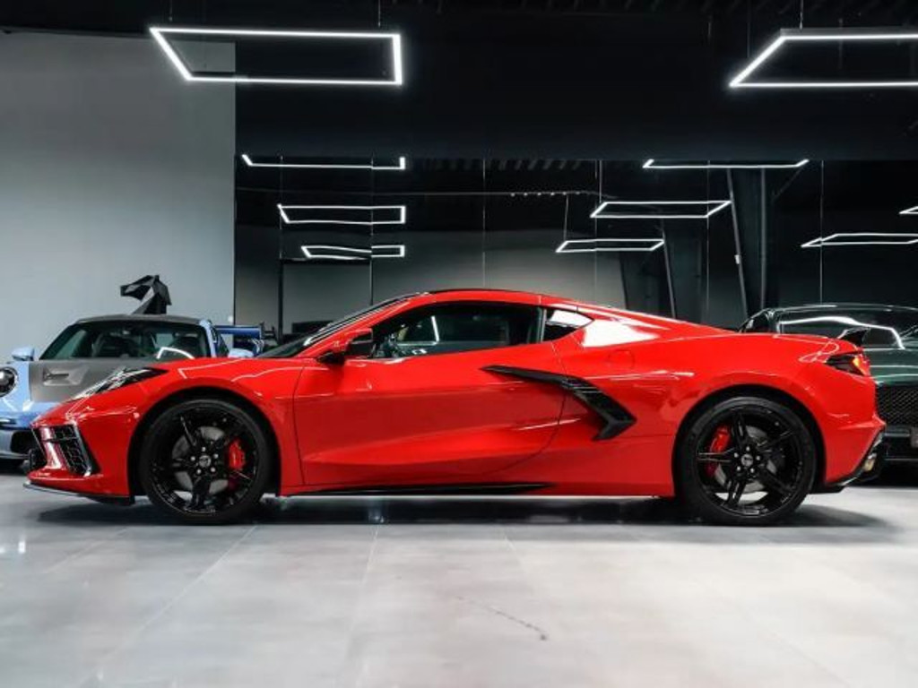 Corvette C8