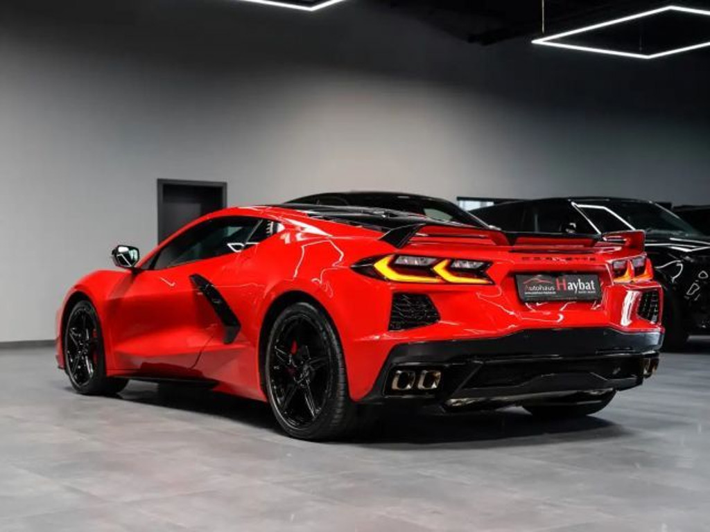 Corvette C8