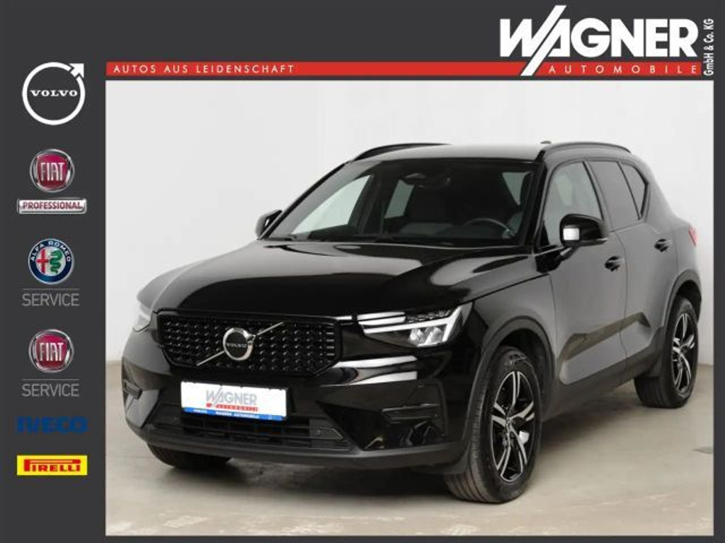 Volvo XC40 AWD Plus Dark