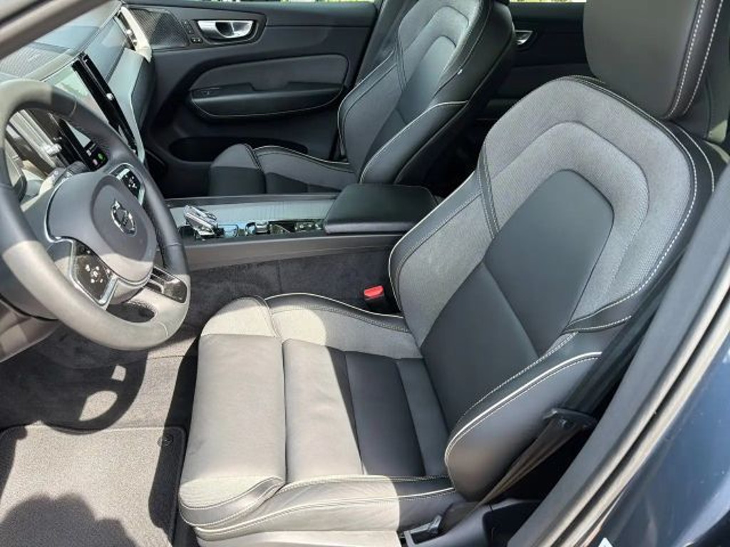Volvo XC60 AWD Recharge Ultimate Bright