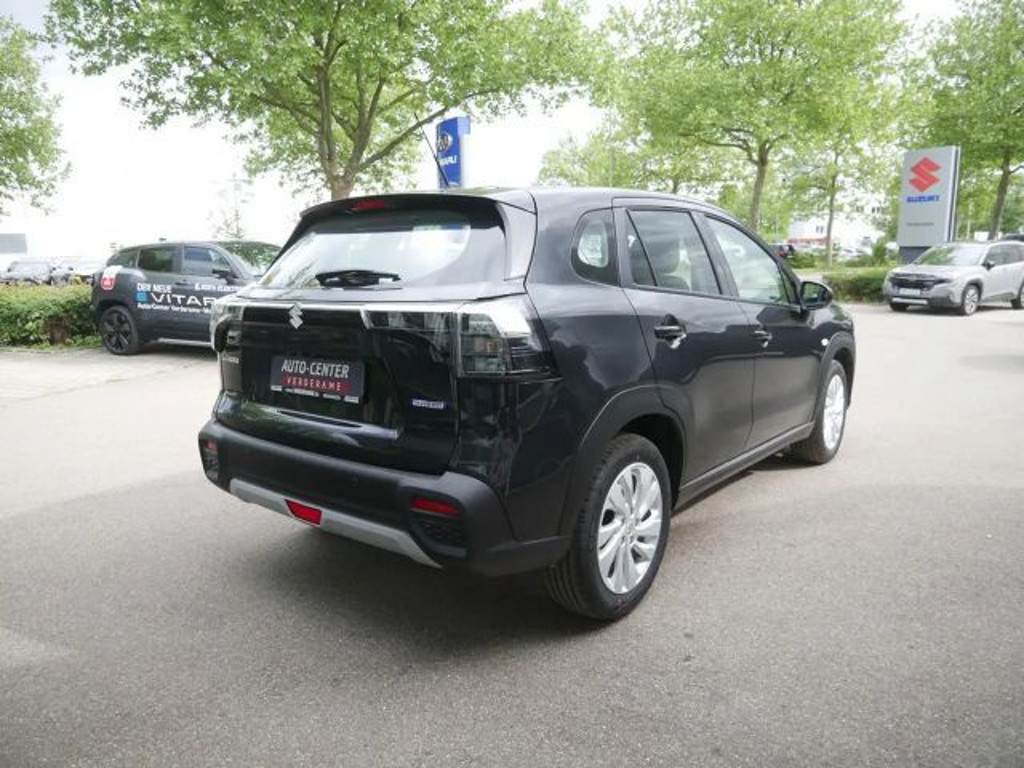 Suzuki S-Cross
