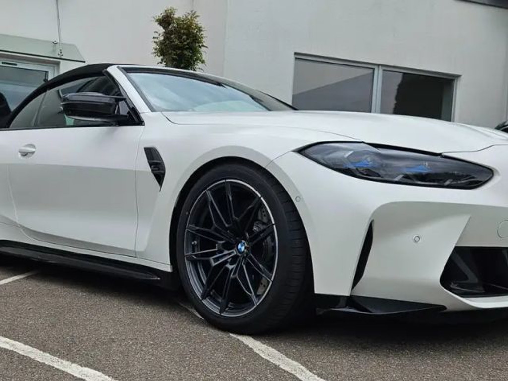 BMW M4 xDrive Cabrio Competition