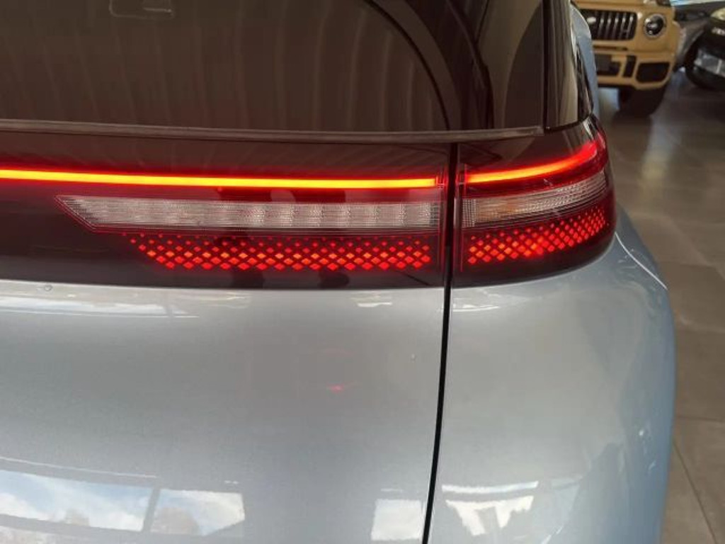 BYD Dolphin Surf