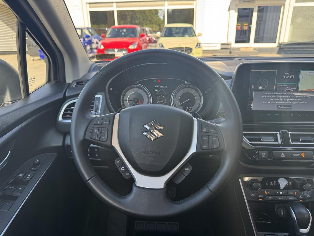 Suzuki S-Cross