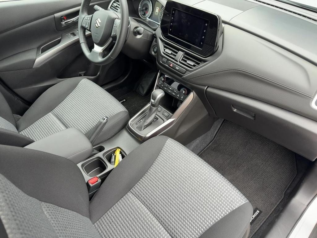Suzuki S-Cross