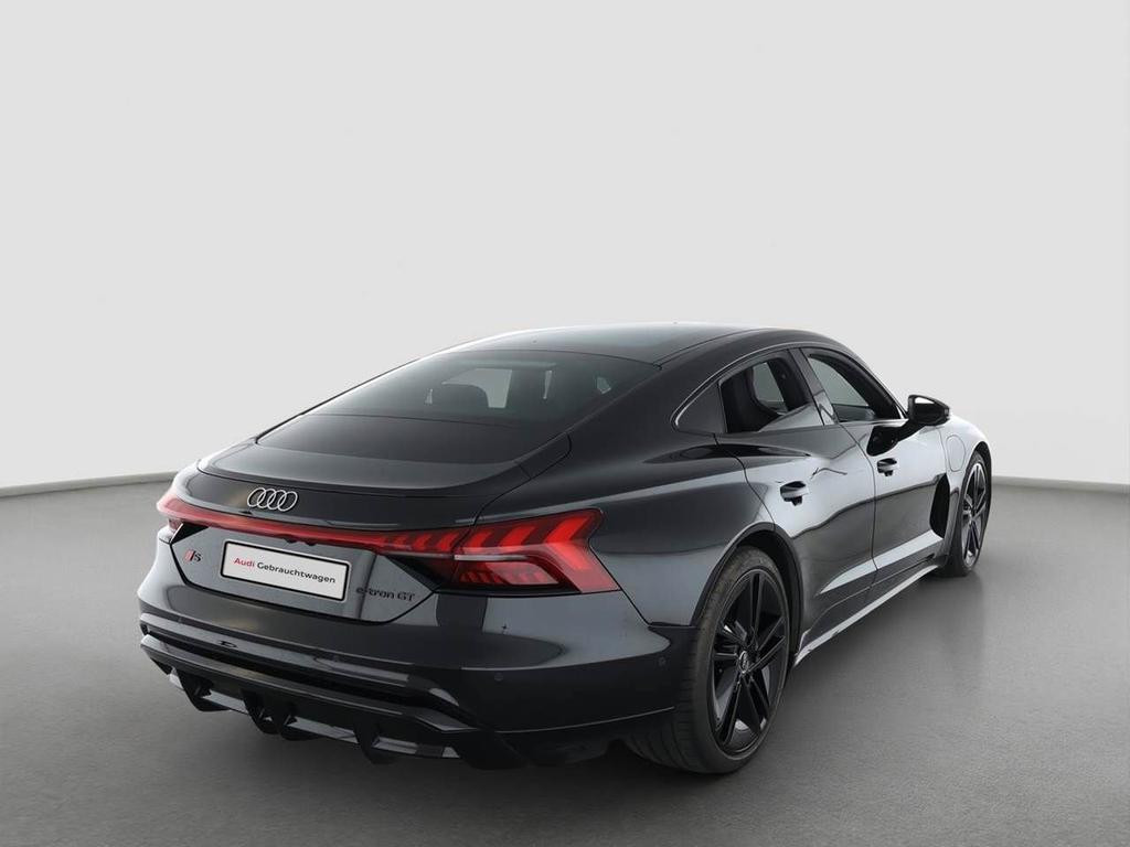 Audi e-tron GT