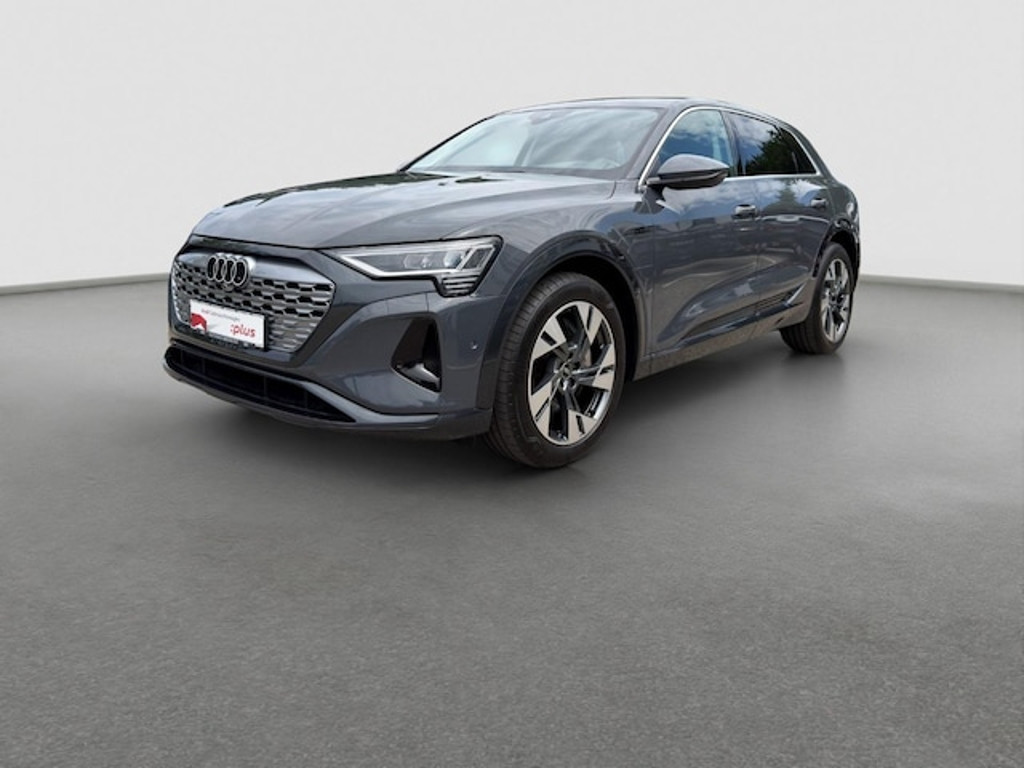 Audi Q8 e-tron Quattro 50