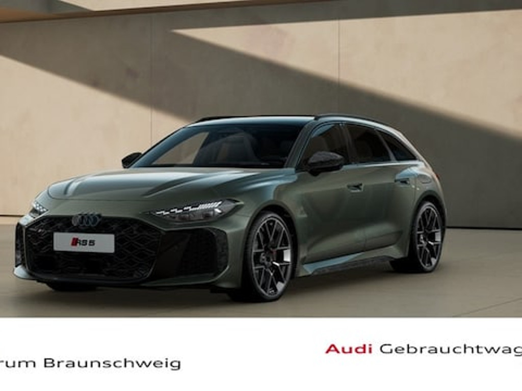 Audi RS5 Avant Quattro