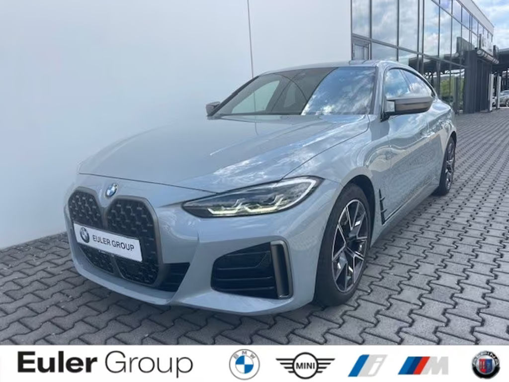 BMW M440 xDrive Coupé Gran Coupé Sedan M440i