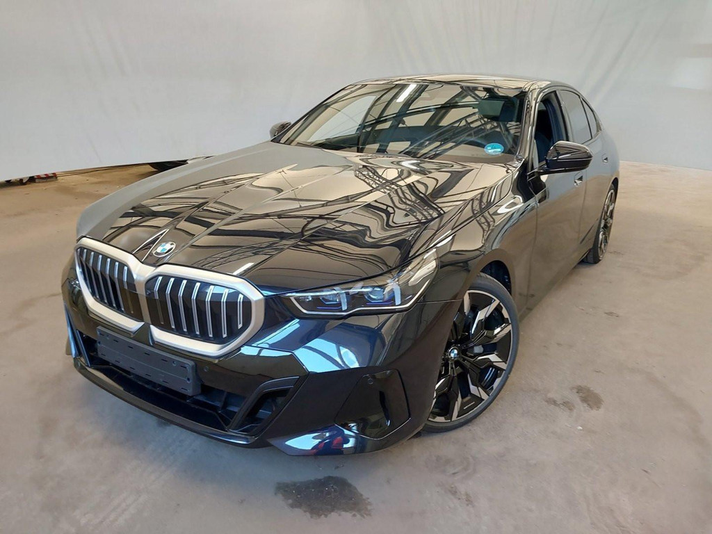 BMW 5 Serie 540 xDrive Sedan 540d
