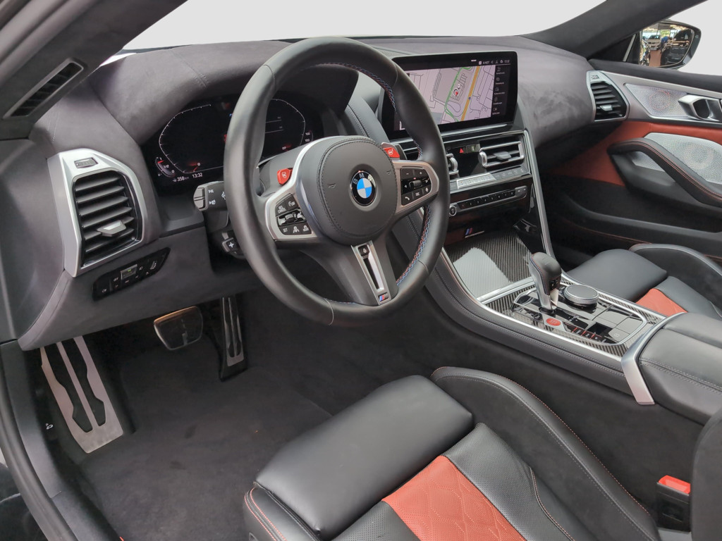 BMW M8