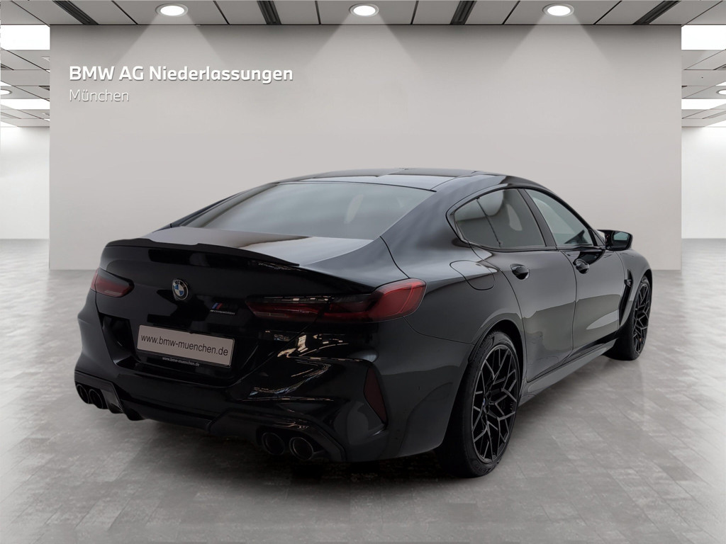BMW M8