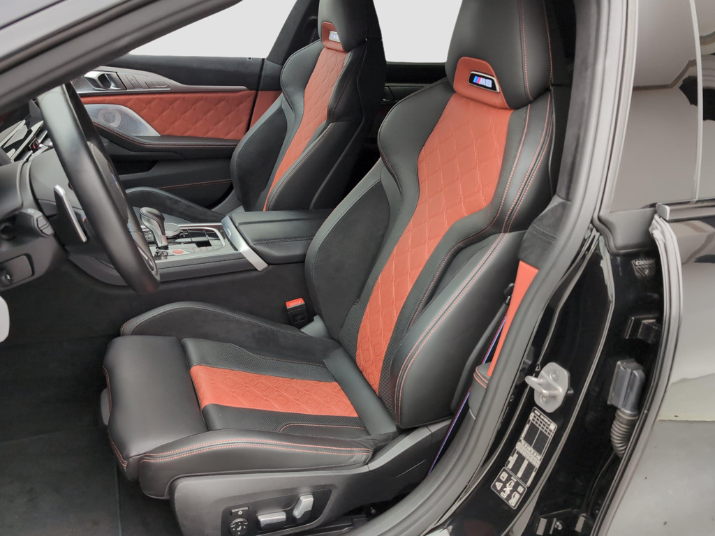 BMW M8