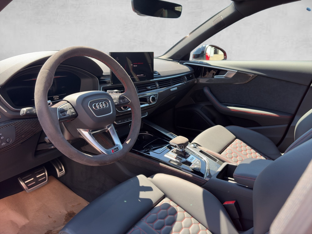 Audi RS4