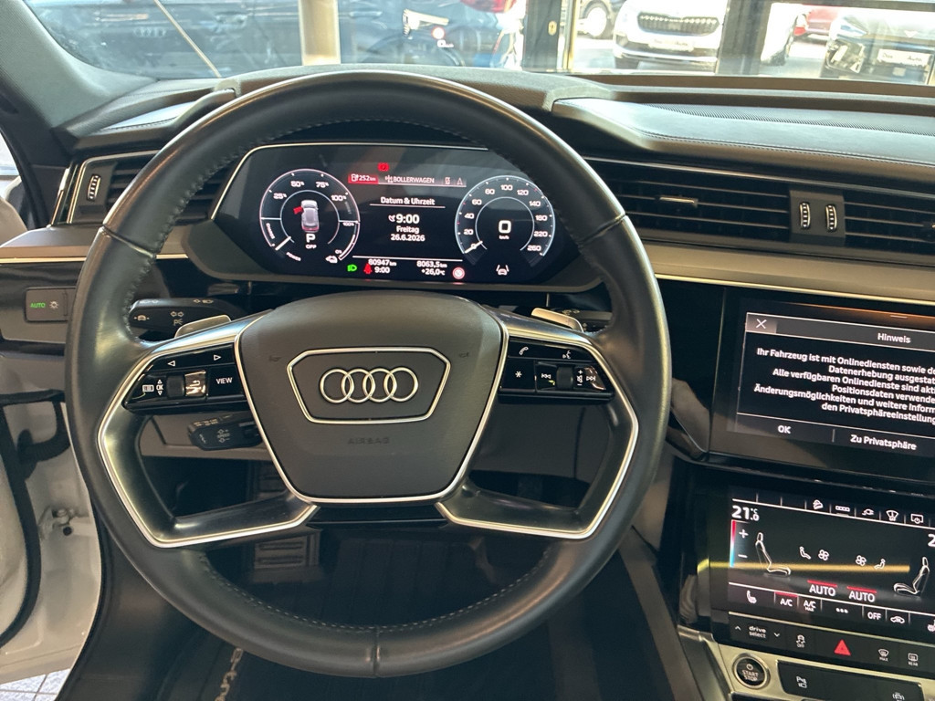 Audi e-tron