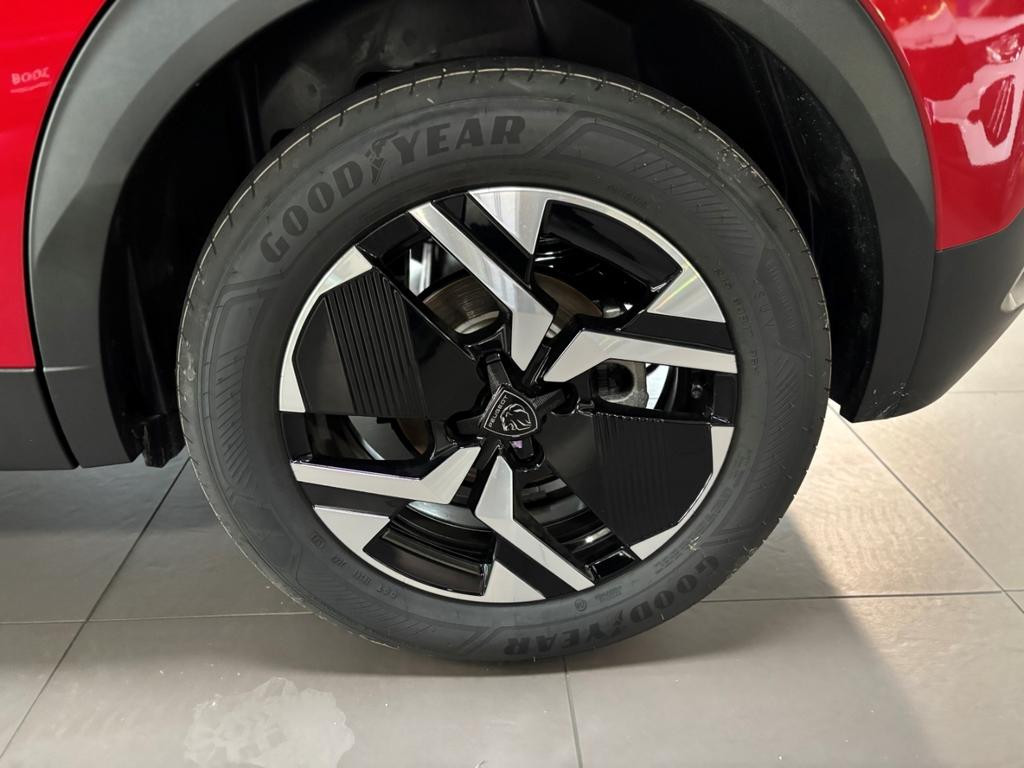 Peugeot e-2008