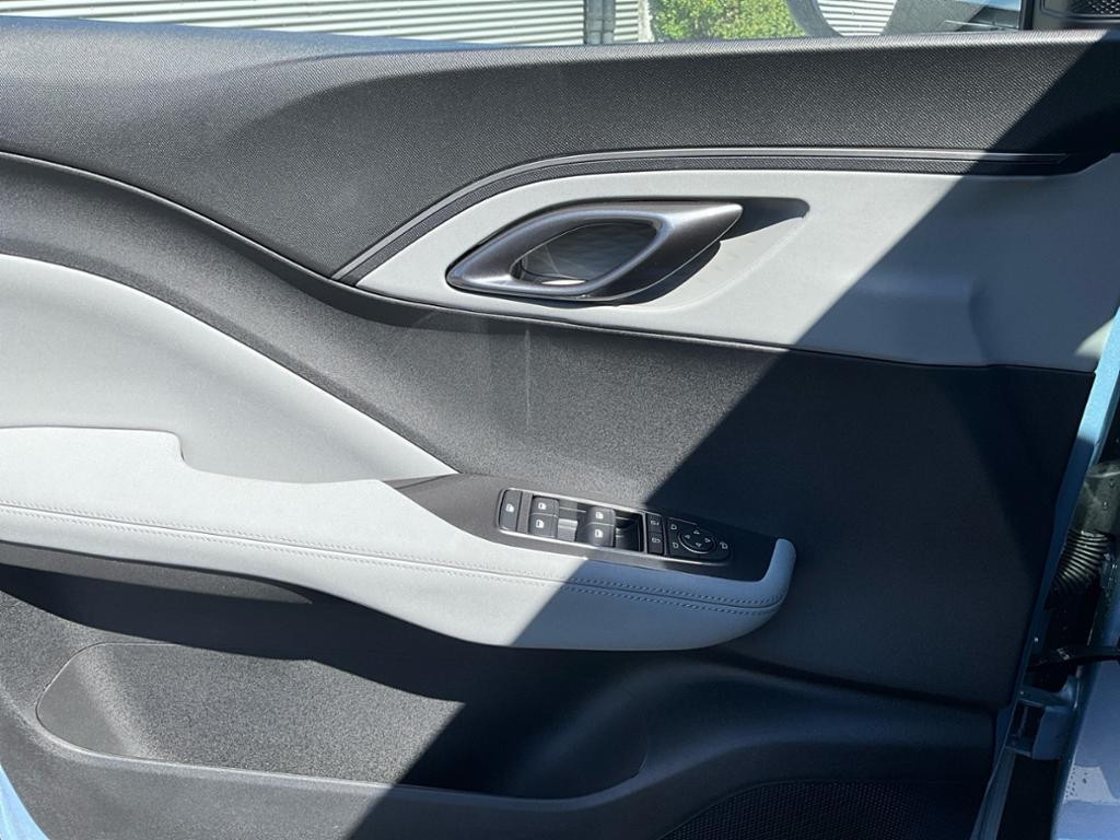 BYD Dolphin Surf