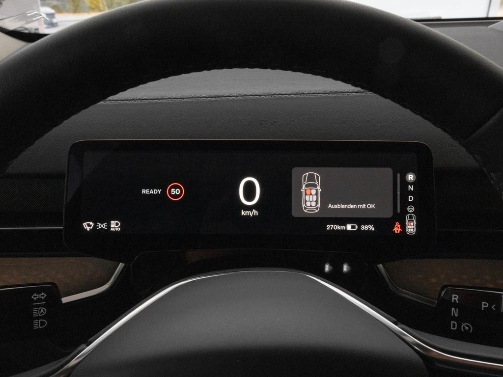 Volvo EX90