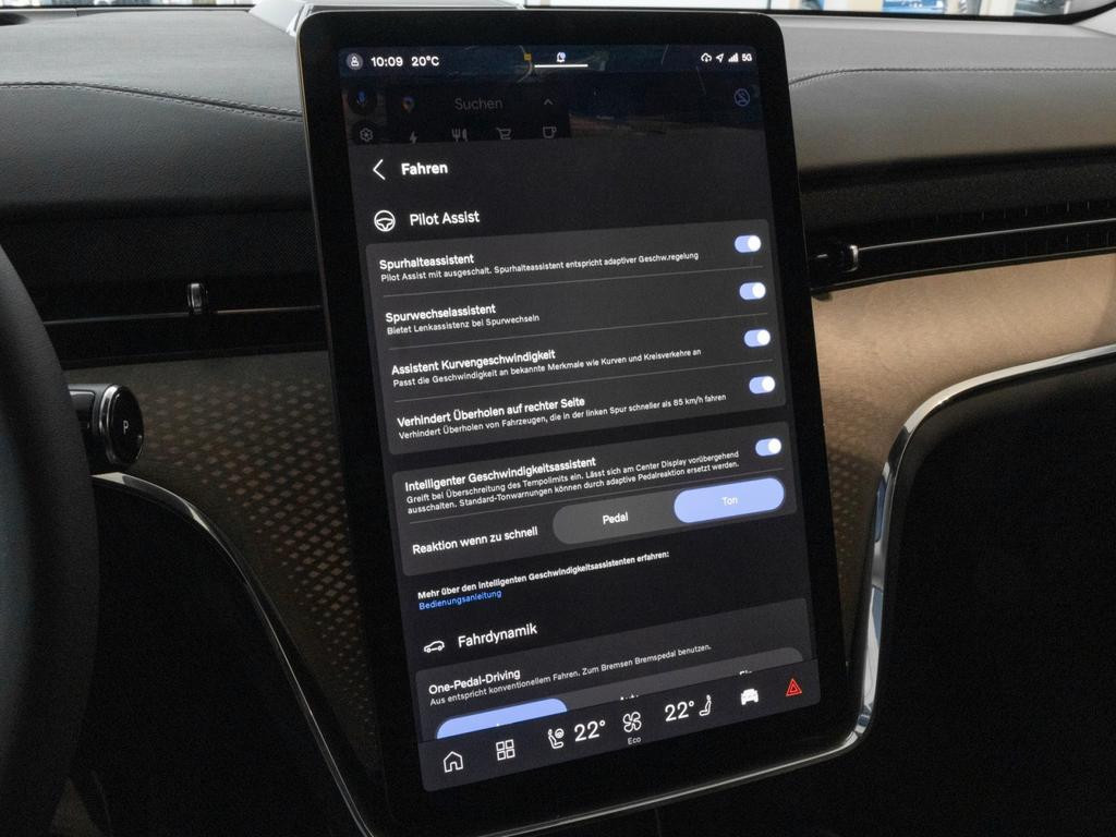Volvo EX90