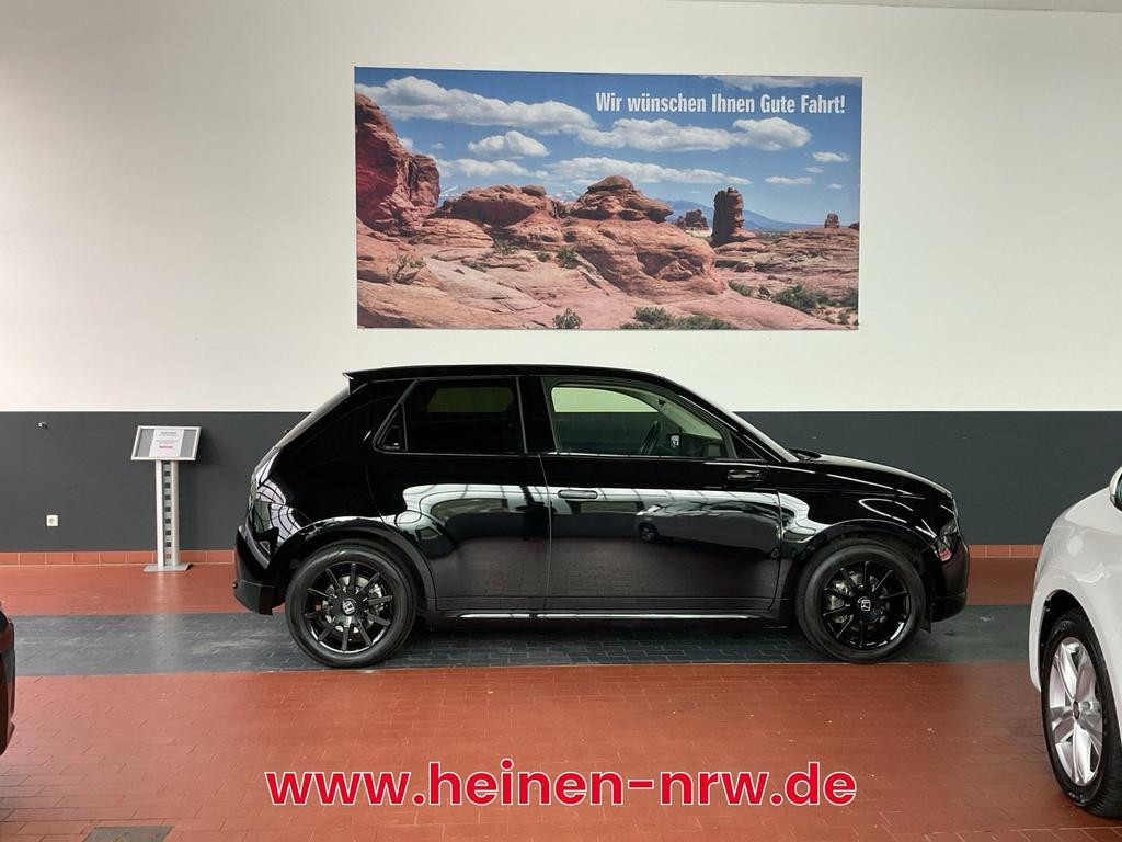 Honda e