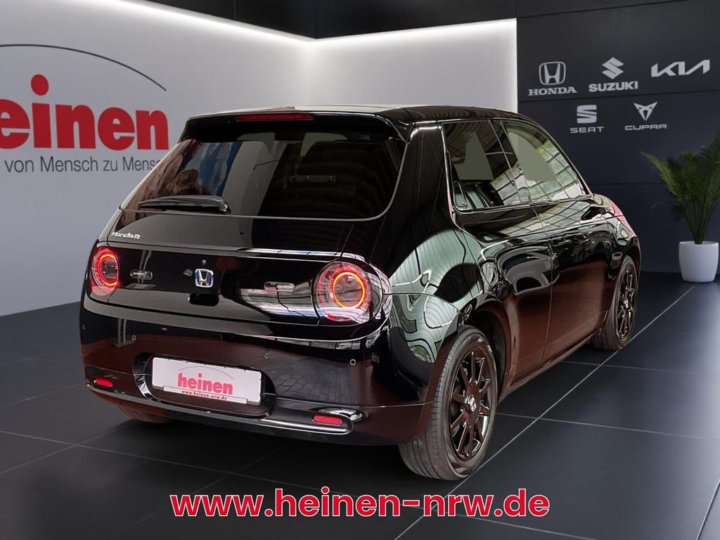 Honda e
