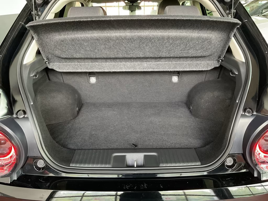 Honda e