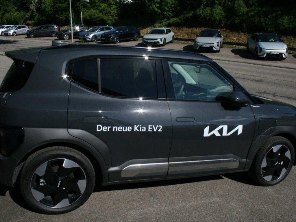 Kia EV2