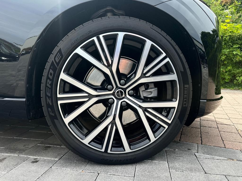 Volvo ES90