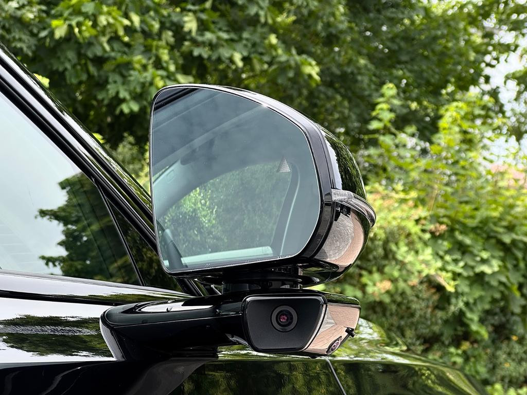 Volvo ES90